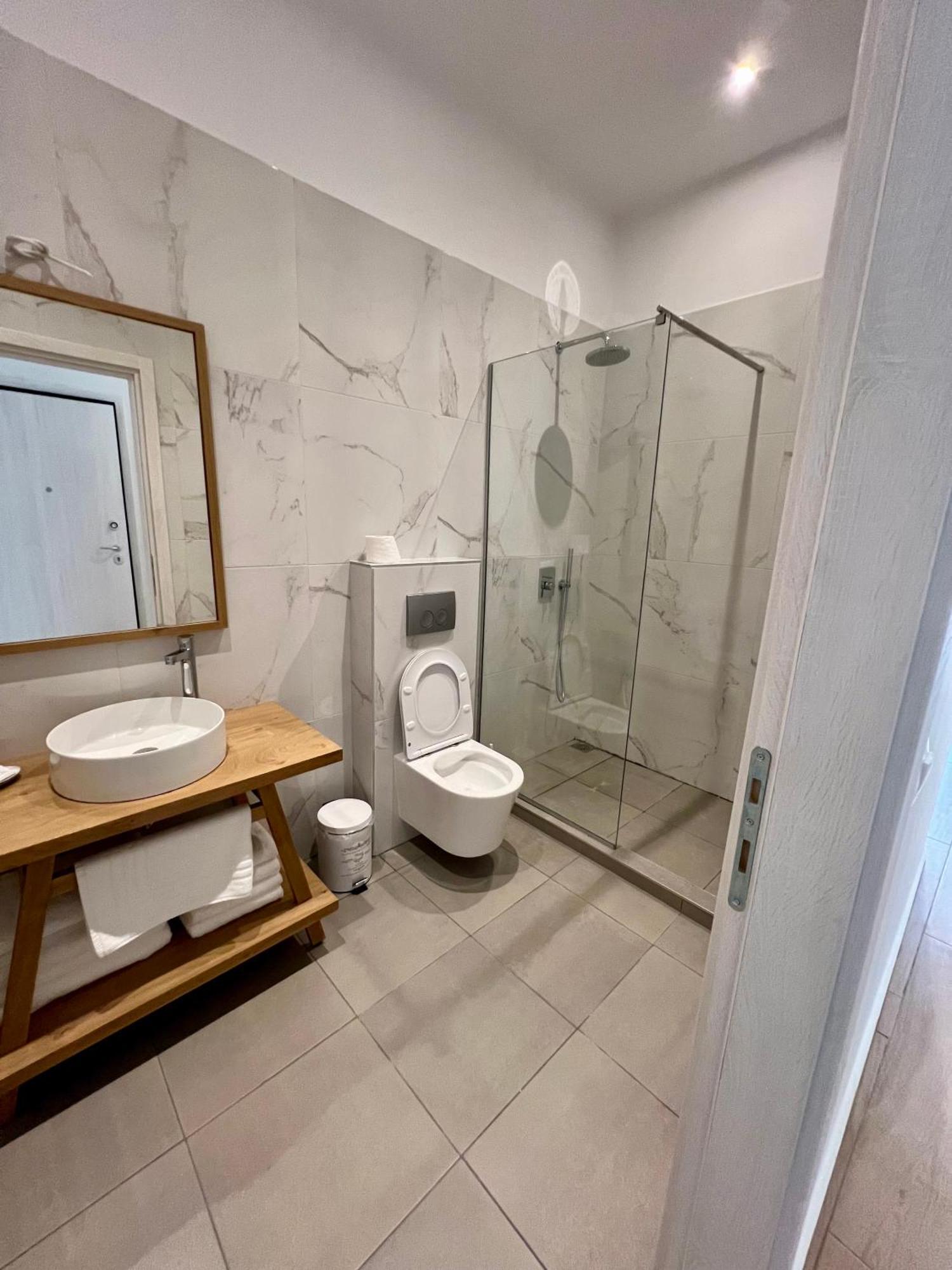 Apartment Mysiviri Siviri